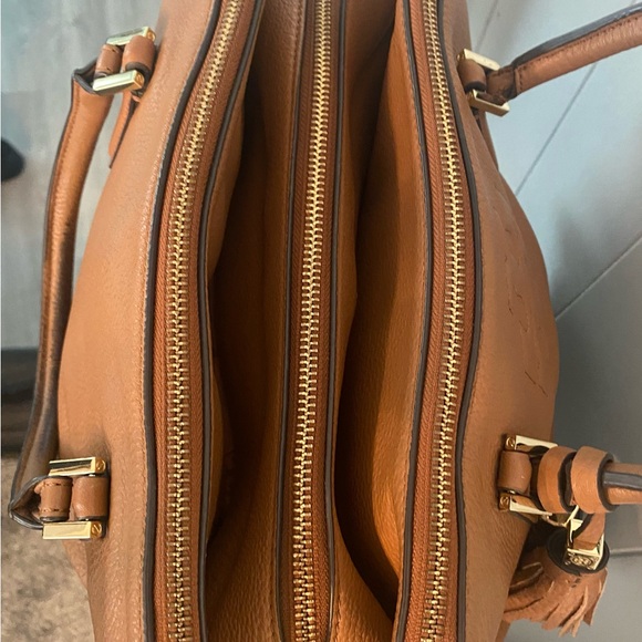 Tory Burch Thea Satchel - Picture 5 of 14